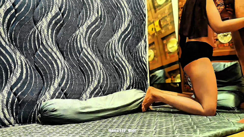 Hamster_Ball: Une amatrice malaisienne indienne que j’ai baisée avec son hijab