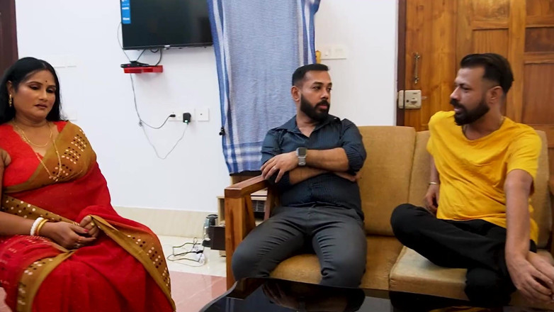 Queen star Desi: Fată desi ia un test de ea ar fi soțul înainte...