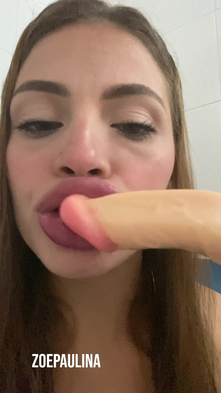 zoepaulina: Ótimo consolo na garganta profunda