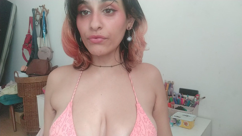 Ms Candy Bunny: Spit &amp; Big Mouth - Eating You and Drooling POV