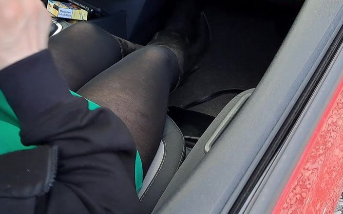 Sandra Falkenhauer: Pas De Culotte En Voiture