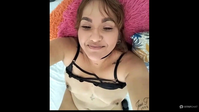 Yessika Baker: Me Masturbo Fuerte En Camara Cuando Estoy Sola En Casa