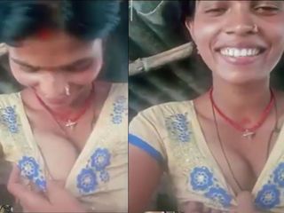 Dehatisoni: देसी भारतीय प्रेमिका की कक्षा में जोरदार चुदाई।