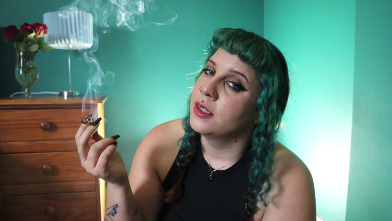 Goddess Kinx: Learn to Smoke