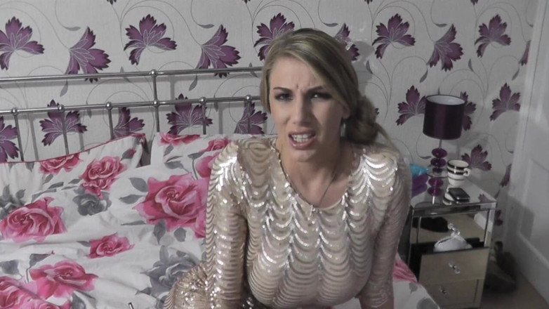 DanielleMaye: Tanggal Penis Kecil