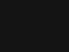 Sex Karma: Dvě holky v latexu škádlí submisivního chlapa