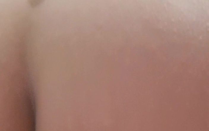 Mommy big hairy pussy: MiLF matura mette dildo nella sua vagina