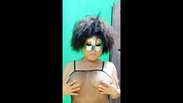 Tak sexy a nadržená přítelkyně mého nejlepšího přítele! Navštěvuje mě, abych tančila ve spodním prádle, a zve mě na šukání