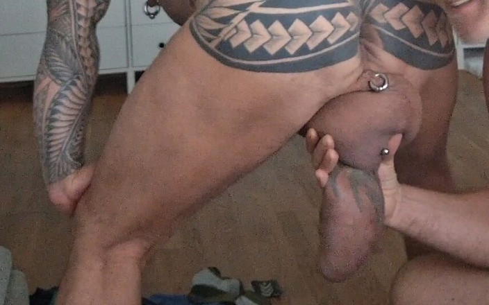 Dexterxxlfun: Mít větší. Arthur Sloní čůrák Obrovský sexy čůrák šukání bez sedla Creampie. táta