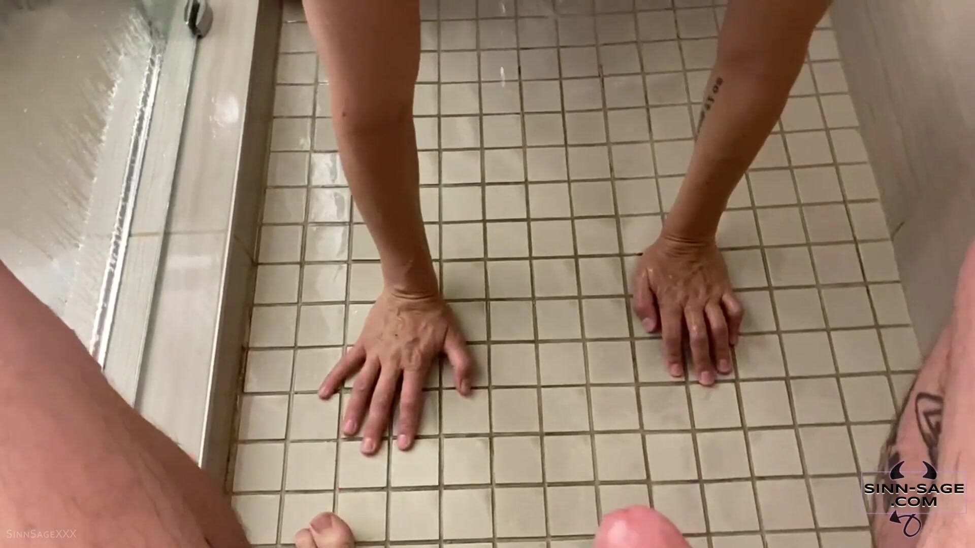 The Sinn Sage Shower Experience Featuring Sinn Sage, Drake Man O'war