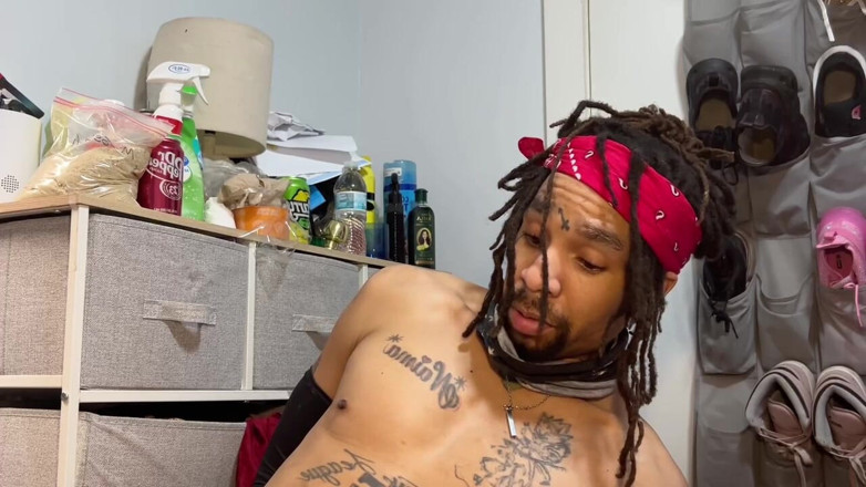 Skrilla4eva: In cima