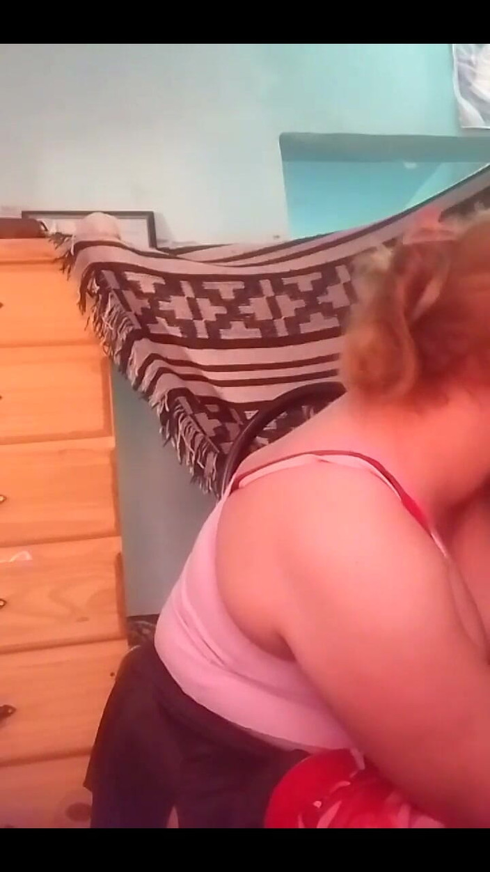 Fitcure1: Medi me suce quand on est devant la webcam