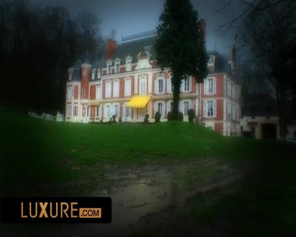 Luxure: Orgy with 3 babes in a swinger castle
