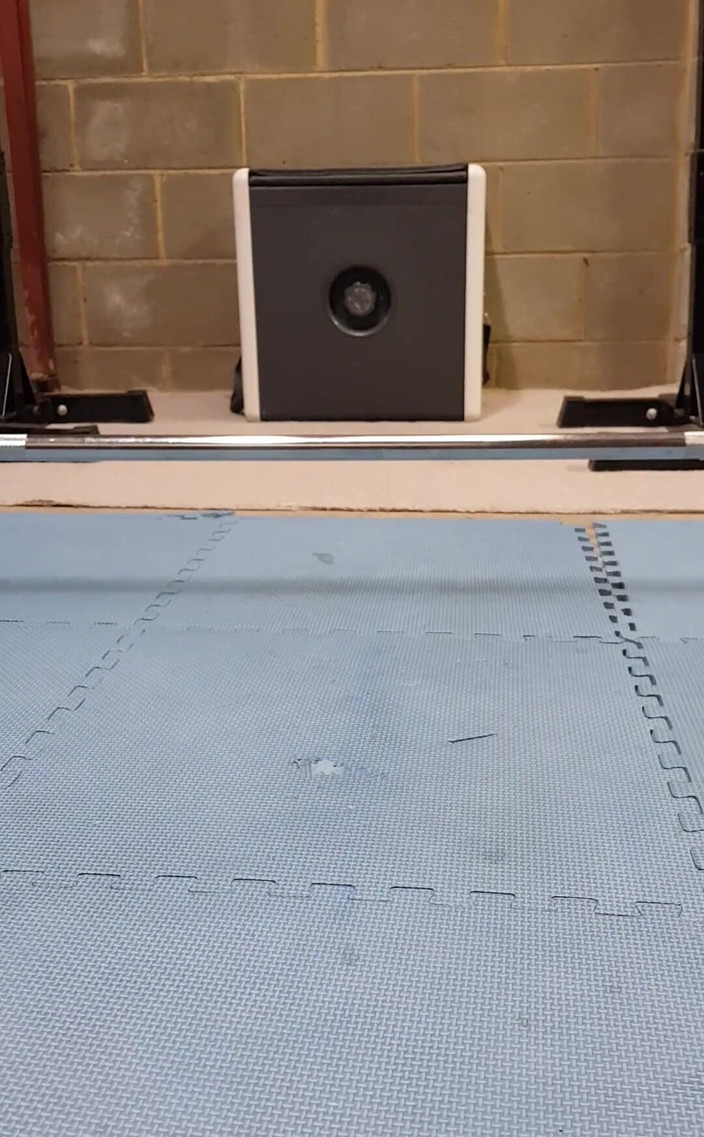 Michellexm: Latihan bugil, ngentot ototku sampai menganga di beberapa pose seksi