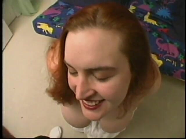 Give me BBW: Puta ruiva grossa com peitos enormes é fodida