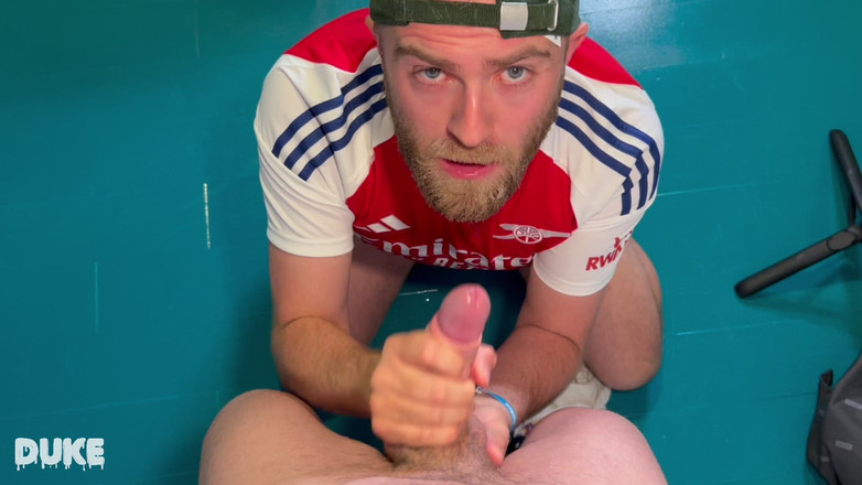 DukeLondon: Verbal Hung Twink mě nakrmí svým lepkavým proteinem