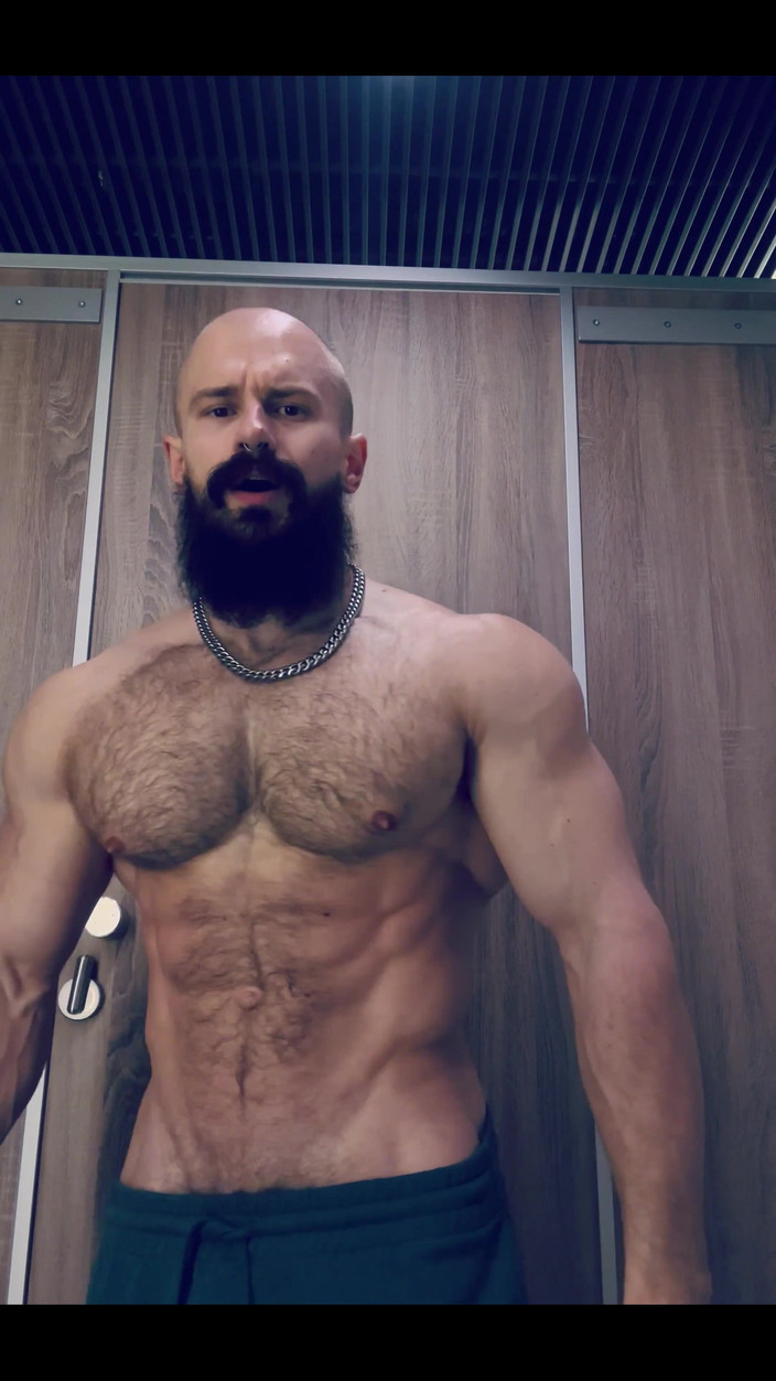 Mister Stone: Tôi là tất cả mồ hôi và cơ bắp được bơm...