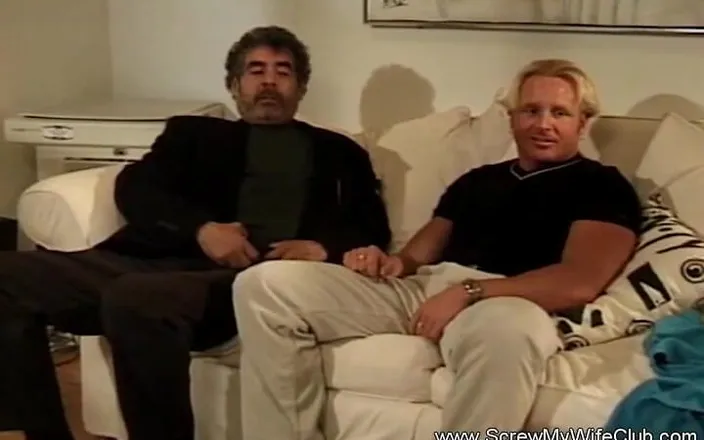 Screw My Wife Club: Cuckold Husband Not Too Happy