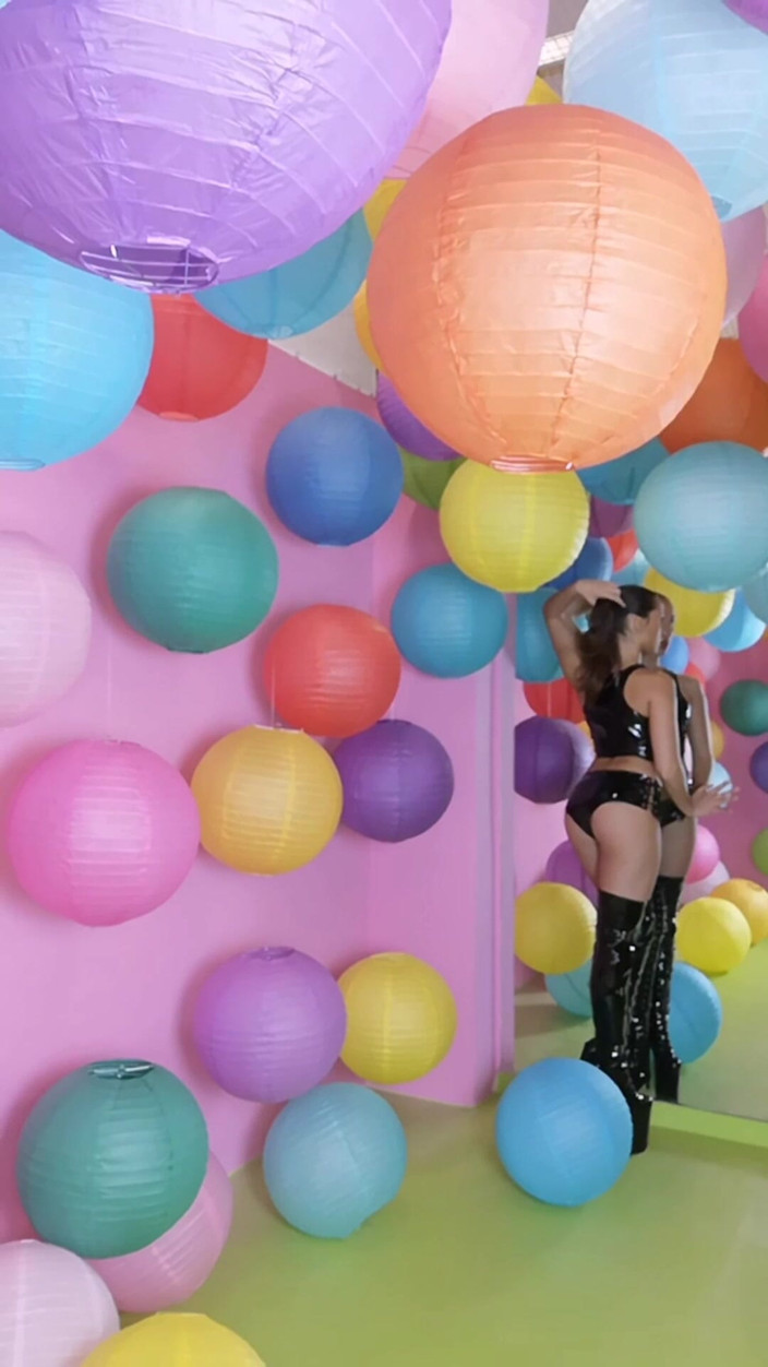 Miss Lith Domina: Penggambaran Fetish PVC