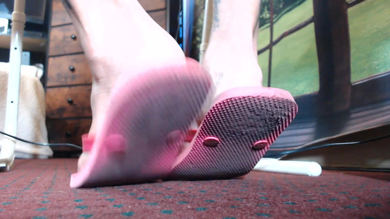 Abby Anna: Extreme nahaufnahme, flipflops, nackte sohlen