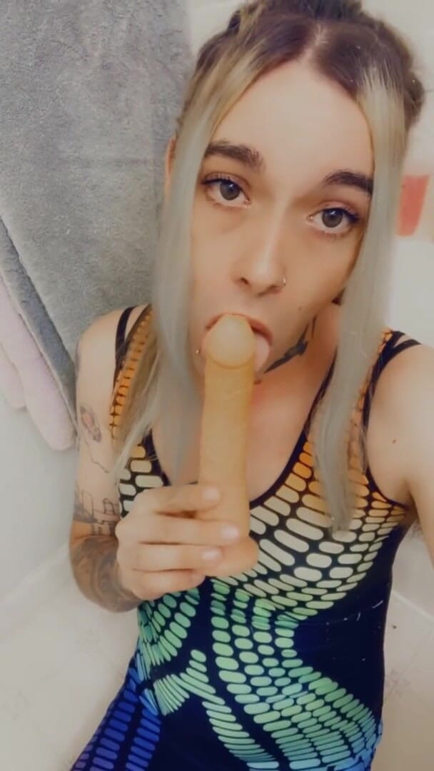 CarmenMelatonin: Ready for the club