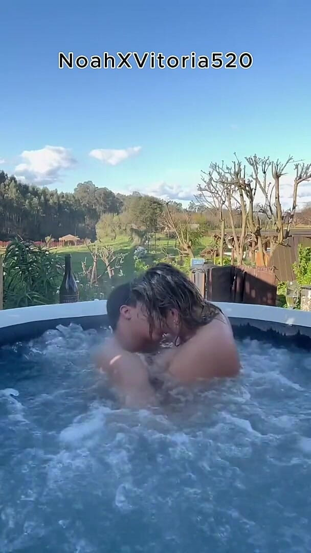 Outdoor Sex with a Hot Blonde MILF in a Hot Tub - Jacuzzi (Noah Vitoria 520) Outdoor Sex with a Hot Blonde MILF in a Hot Tub - Jacuzzi (Noah Vitoria 520)