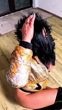 Golden Glossy Downjacket POV. Deepthroat, kongkek muka dan pancutan berganda pada jaket saya