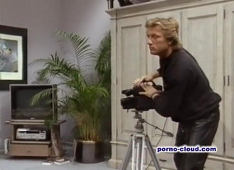 Porno Cloud: Telecamera segreta con Rocco Sifredi