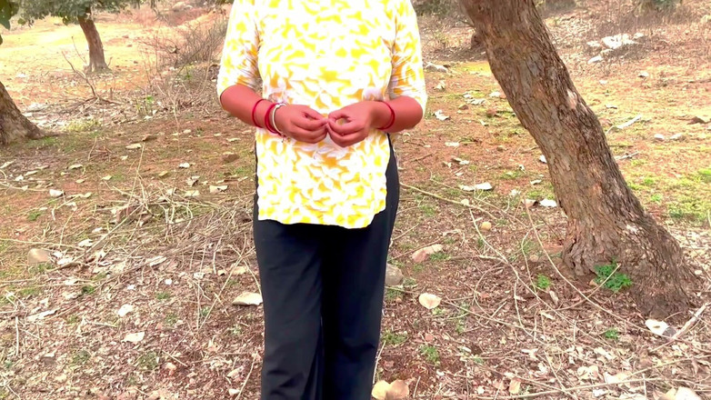 Hotty_ragini: Právě jsem požádala svého nevlastního bratra, aby po dlouhé době...