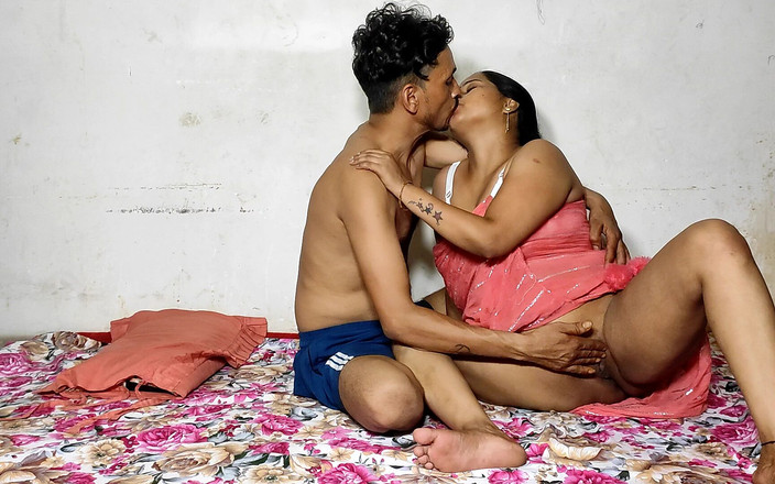 Real Indian Threesome: Indická bhabhi v zakázaném poměru se svým manželem nevlastní sestry