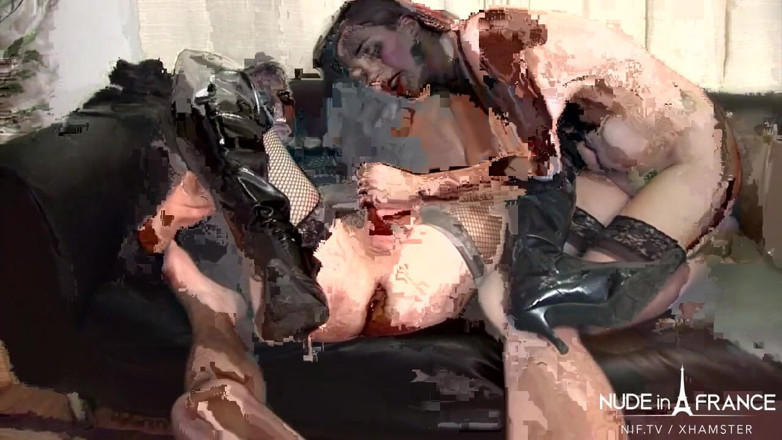 Nude in France: Sesi casting anal bi-seksual Prancis amatir dengan dua pria dan...