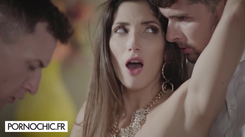 Pornochic: Il quartetto più sexy con clea Gaultier e katy rose