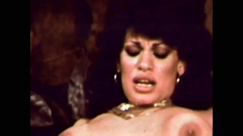 Vintage megastore: American Vintage Anal Fuck for a Brunette in Sexy Stockings...