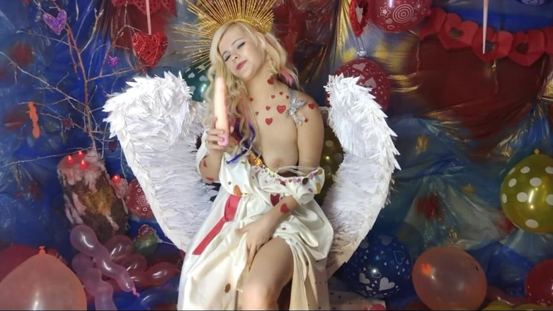 LizAngel: Angel beschloss, zu versuchen, wie man es mit einem spielzeug...