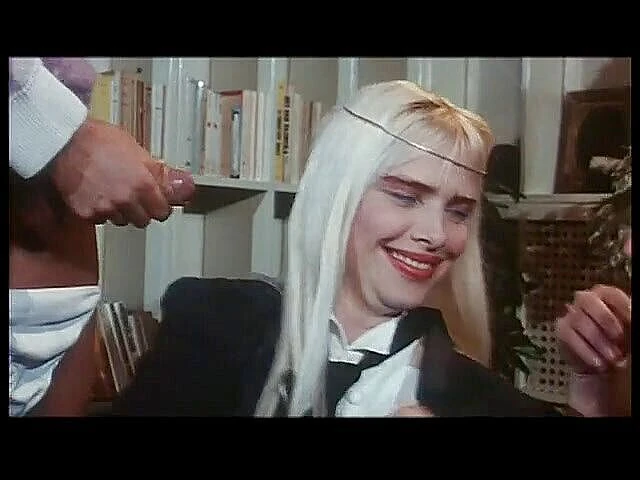 XTime Vod: Geheime verhalen van een jonge 55-jarige vrouw - dvd