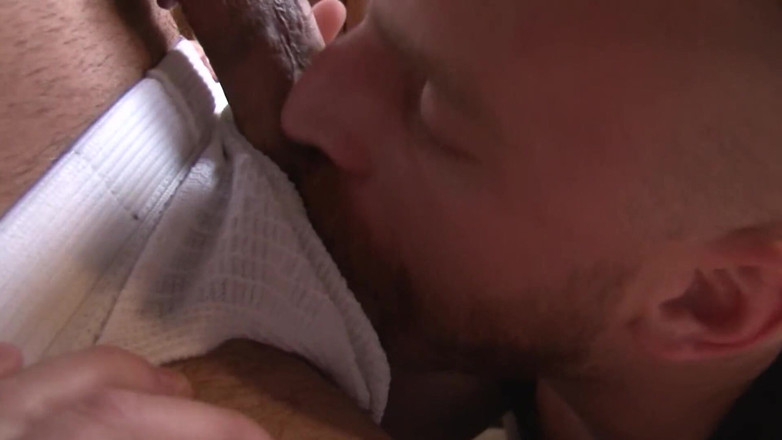 Just x gays: Немає пощади для гарних хлопців