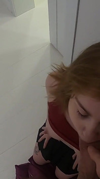 Tinder Date Wanted Some Attention From the Camera