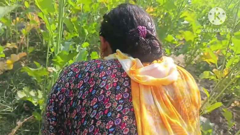 Savita5343: Village Desi Bhabhi fodida em campo de mostarda em estilo...