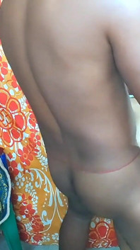 Disfruté dejando a mi cuñada desnuda, sexo en el pueblo indio