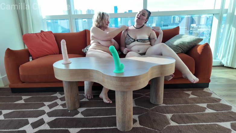 Camilla Creampie Girls: Игра с дилдо и киской с Ashley Ace