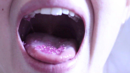 Honey BooBoo: Sweet lollypop from pussy to mouth