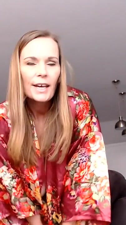 Smile today!! (Kimi the MILF stepmom)