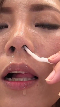 Nose Observation: Sneezing and Nasal Drip with Koyuki Amano