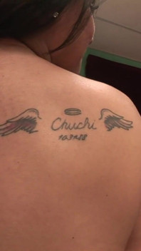 Linda gruesa se desnuda por primera vez en la cámara