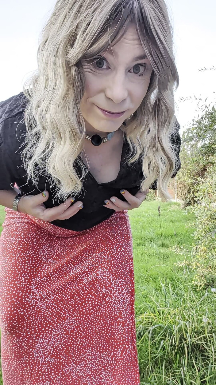 NikkiGee: Xixi ao ar livre!