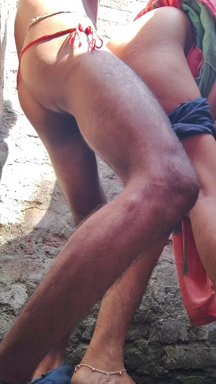 Hot bhabi gold: Desi Village bhabhi Open bathroom Xxx Video, Indian beautiful bhabhi...