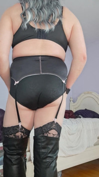 It Smells Like Sex in Here!