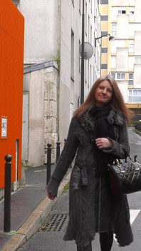La miLF francese elegante lo prende nel culo