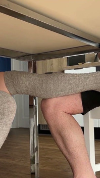 A Very Distracting Morning and Breakfast with an Alt Girl