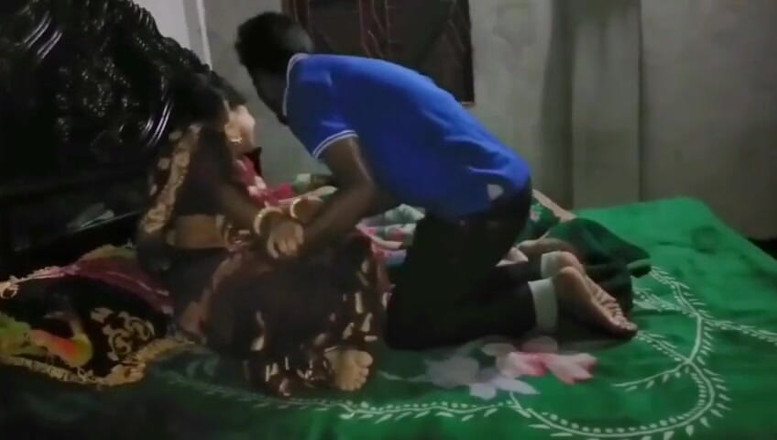 Hubby 23: Bini India panas Suhagrat berkongkek keras video